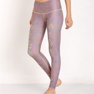 Teeki Hot Pant Legging in Meadow M